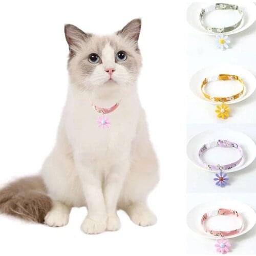 Cute Flower Pendant Cat Collar Adjustable Breakaway Pet Small Dog Cat Collar Floral Necklace Accessories for Kitten Puppy Pug