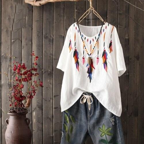 Ladies Chinese Tops Summer Flok T-Shirt Embroidery Cotton Linen Oriental Tunic Loose Ethnic Vintage Shirts Women 2019 AA4809