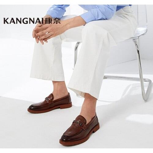 KANGNAI Men Dress Shoes Genuine Cow Leather Round Toe Office Formal Suit Shoes Breathable Male Business Slip-On
