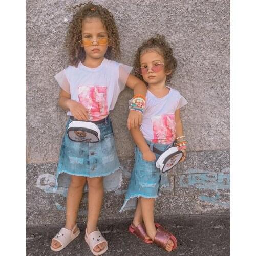 Stylish 2Pcs Kids Casual Outfits Baby Girl Shoes Pattern Short Sleeve O-Neck T-shirt + Asymmetric Ripped Denim Skirt with Pocket