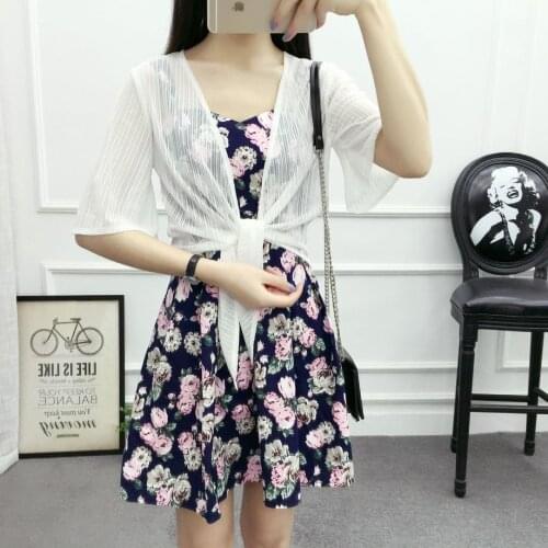 Summer and Autumn New Korean Womens Chiffon Short-Sleeved Sunscreen Clothing Hollow Cardigan Frenulum Small Shawl Large Size