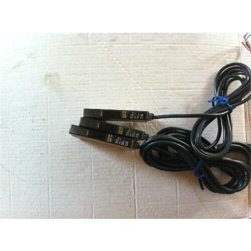 OMRON optical switch / optical fiber E2CY-T11