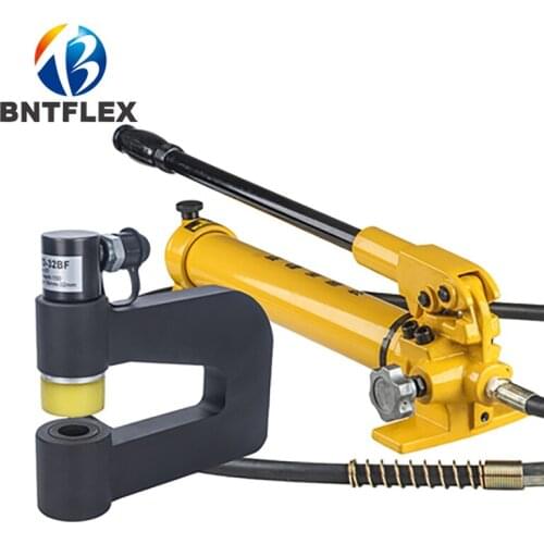 Hydraulic punching machine with hand pump
