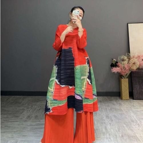 MIYAKE Two Piece Set Autumn New Product Pleated Lady Large Size Fashion Loose 2 Piece Set Women Dresses Suit Trousers Set