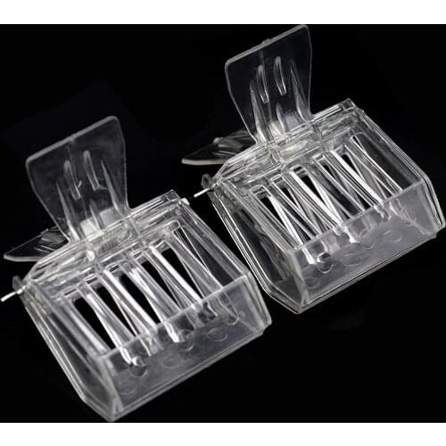 2 PCS Beekeeping Tools Isolation room Insectary box Bee Tools Queen cage Colorless plastic clip Bee Clip
