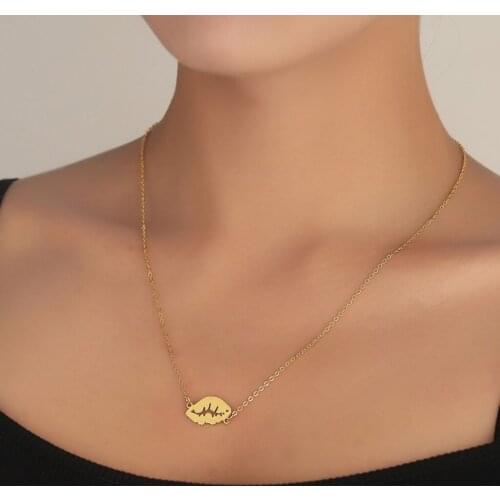 Sexy Stainless Steel Lips Kiss Pendant Necklaces Simple Lip Design Trendy Colliar Jewelry Gift