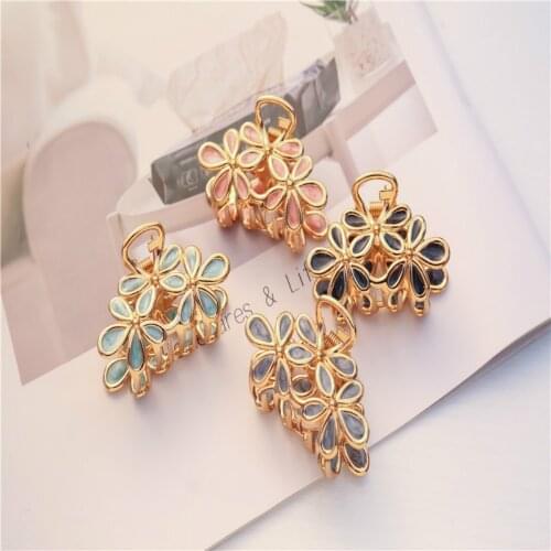 1pc Women Flower Hair Claw Gorgeous Hair Clips Clamp Metal Hairpins Girl Headdress Ornament Styling Tools Hair Accessories