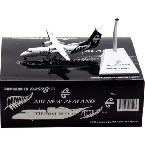 Diecast 1:200 Scale Q300 ZK-NES Planes Model Airplanes Air New Zealand Airlines Alloy Aircraft Collectible Souvenir Display