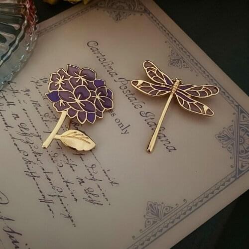 2020 Enamel Pin Retro Light Luxury Lilacs Dragonfly Drop Glaze Enamel Brooch Contracted The Elegant Temperament Corsage, Female