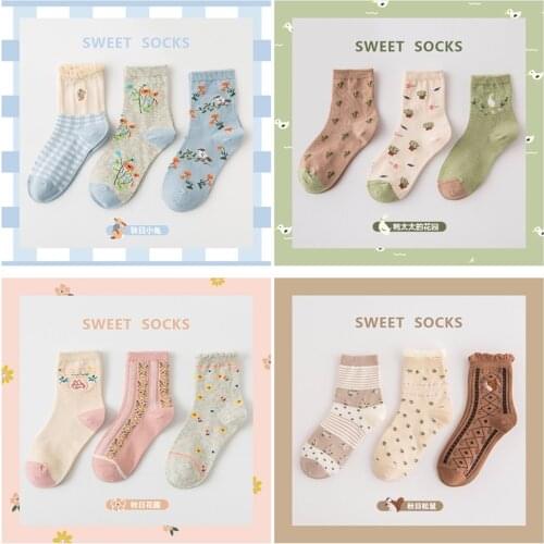 3 Pairs/set Womens Socks Cotton Cute Embroidery Design Gift High Quality Lolita Kawaii Girls Ankle Crew Ruffles Sock Set