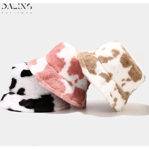 New Winter Cow Print Plush Bucket Hats for Women Tourism Outdoor Warm Hat Soft Velvet Fisherman Cap Lady Fashion Panama Present