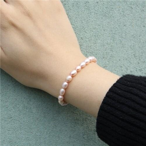 Rose Golden Freshwater Potato Pearls Bangles Beaded Simple for Men Women 7-8mm Natural Baroque Pink Pearl Elastic Bracelet Gift