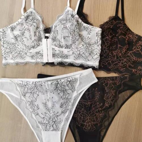 Lace embroidered underwear womens comfortable soft steel ring big breasts show small sexy ultra-thin triangle cup bra briefs