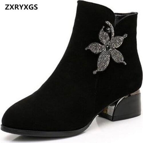 2020 New Frosted Cowhide Rhinestone Autumn Short Boots Women Beautiful Fashion Boots Winter Warm Shoes Plus Size Womens Boots