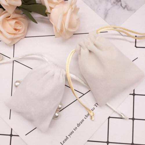 Wholesale velvet jewelry drawstring dust bag for gift ornament toiletry bracelet jade necklace pearl headset watch packaging