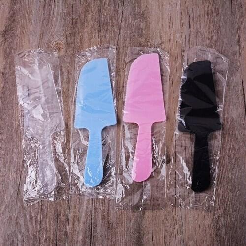 500pcs Solid serrated plastic cake knife bread knife special knives for the cake shop baking accessories ZA6776