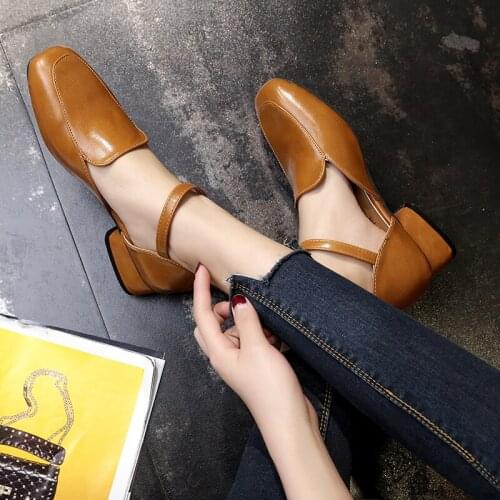 Casual Schoolgirl Stiletto Zapato Mujer New Women Pumps 2020 Fashion Woman Buckle Square Head Pumps British Style Heel U18-51