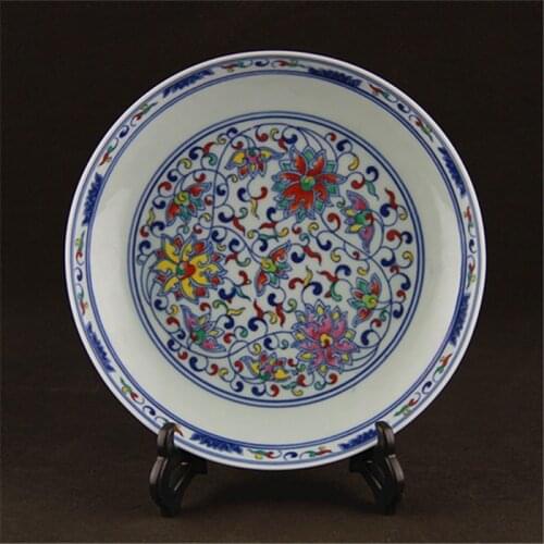 Qing Dynasty Yongzheng Hand-painted Blue And White Contrasted Color Lotus Pattern Porcelain Plate