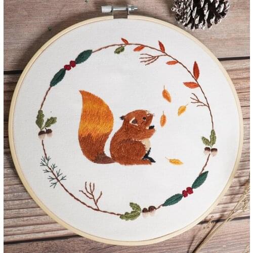 Hand embroidery, diy craft kit,embroidery kit squirrel needlework kit punch embroidery kit mini embroidery hoops embroidery kit