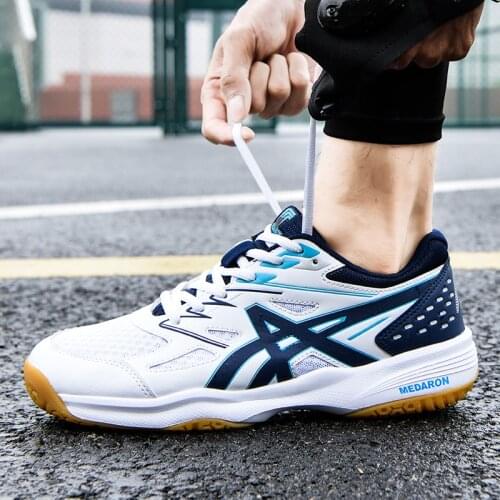 Men Women Badminton Shoes Professional Mesh Volleyball Shoes Couples Athletic Sport Sneakers Court Training Jogging Shoes Tennis