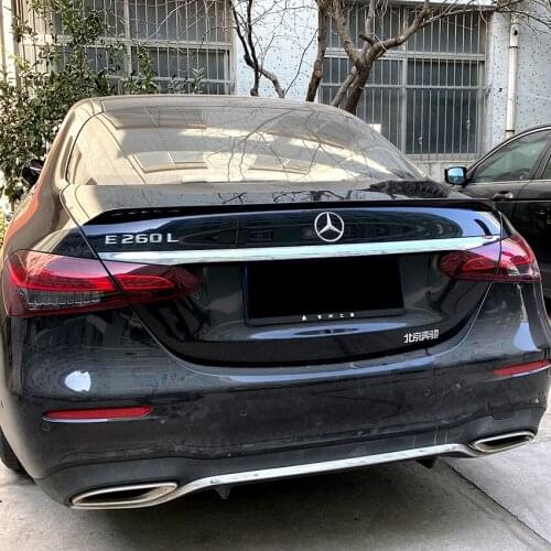 Applied to Modification the Fixed Wing Spoiler of Mercedes Benz E-class W213 E260 E300 + E63s Tail