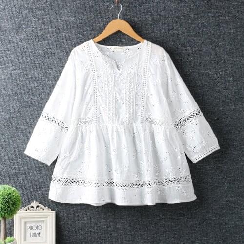 2020 New Spring Women Shirt Literary Fresh Hollow out Embroidery Pullover Cotton and linen O-Neck Blouse Women