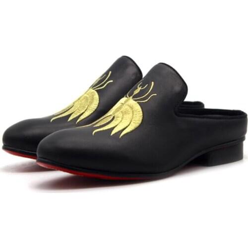 New arrival fashion embroidery slipper shoes for men handmade leather summer casual mules men slippers