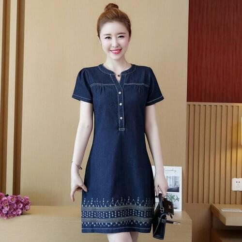 Denim Dress Women Summer Plus Size V-Neck Short Sleeve Casual Embroidery With Button Sexy Jeans Vestidos Ladies Tide 5XL H1081