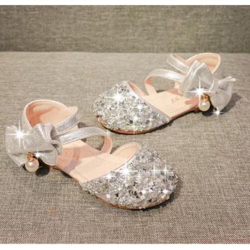New Summer Girls Glitter Sandals Shoes Wedding Birthday Party Shoes for Little Girl Flat Soft Shiny Silver Pink Sandals B760