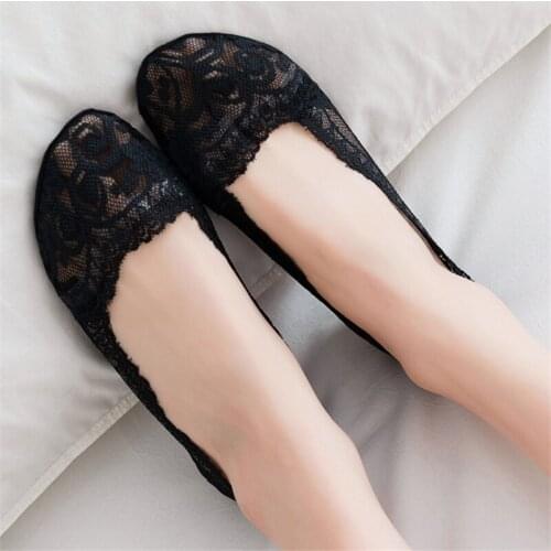 Non-Slip Ankle Socks Women Girls Fashion Lace Short Socks Antiskid Invisible Spring Summer Transparent Breathable Boat Sock 2021