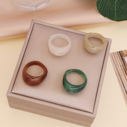 2021 New Transparent Colorful Acrylic Rings For Women Fashion Irregular Marble Texture Design Rings Jewelry Accessories