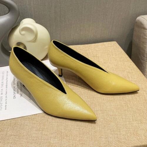 Sexy Autumn New Designer Vintage Evening Shoes Ladies Fashion Pointed Toe V Cut Woman Shoes High Heel Pumps Sexy