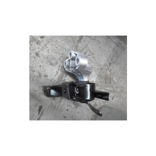 1066032132 right Engine mount assembly for Geely EC7