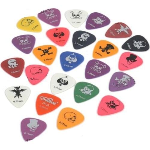 100pcs Colorful Celluloid Skull Monster pattern Guitar Picks Plectrum 0.46/0.71/0.81mm