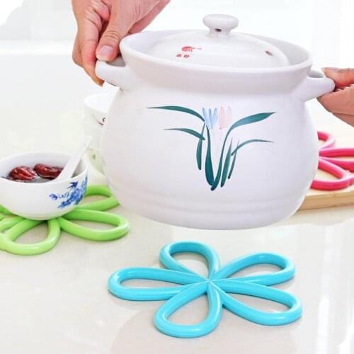 Home kitchen appliances creative Bowl Pad practical small kitchen tools kitchen Cinquefoil style Anti-hot Pot Pad