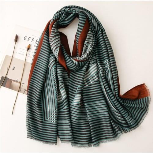 2021 Fashion Autumn Striped Line Fringe Viscose Scarf High Quality Shawls and Wraps Pashmina Stole Foulards Muslim Caps 180*90Cm