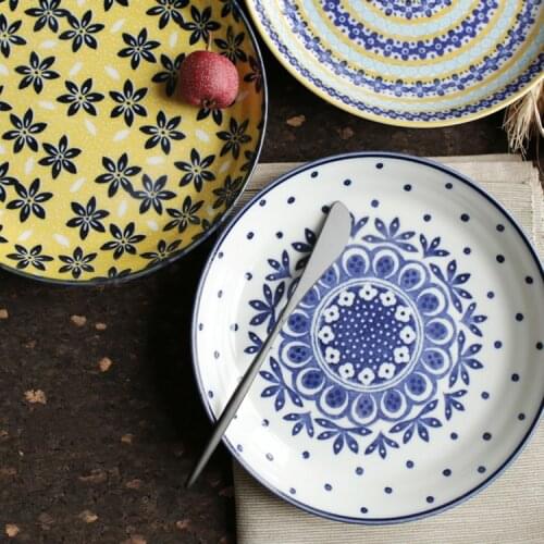 Bone China 8 Inches Plate Dish Made In Japan Under Glazed Porcelain Cake Food Dishes Bohemia Style High Quality Floral Plates