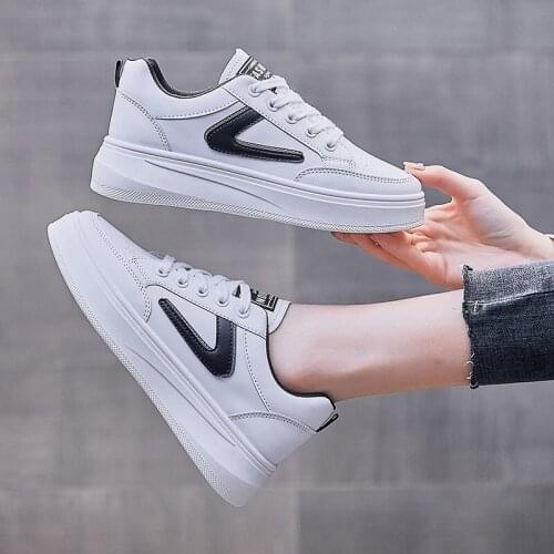 LLOGAI Vogue Sneakers Nice New Women Flats Shoes Young Ladies Casual Shoes Female Sneakers Brand Woman White Shoes Thick Sole