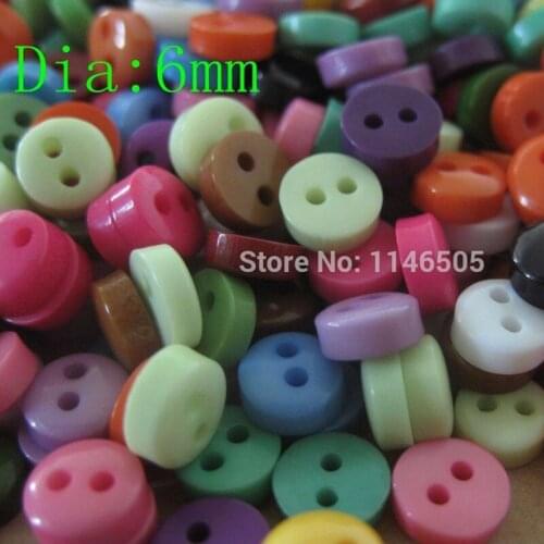 200Pcs Random Mixed 2 Holes Resin buttons Sewing Buttons Scrapbooking 6mm Sewing Decoration Buttons Scrapbooking