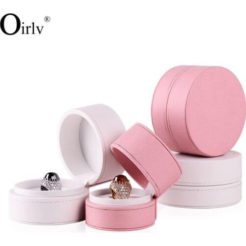 Oirlv 5pc Round Shape Jewelry Box Gift Package Display Wrapped with PU Leather White and Pink Rack for Necklace/Pendant Dispaly