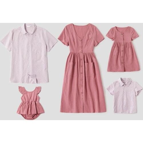 2022 Family Matching Outfits Short Sleeve Solid Mother and Daugher Dress Polaid Father and Son T Shirt Casual Baby Romper Roupas