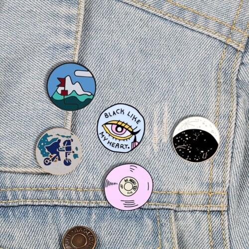 Round Badge Brooches Pins Forest Mountain Eye Pink CD Lapel Enamel Pin Denim Jackets Shirt Fashion Jewelry Gift for Women Men