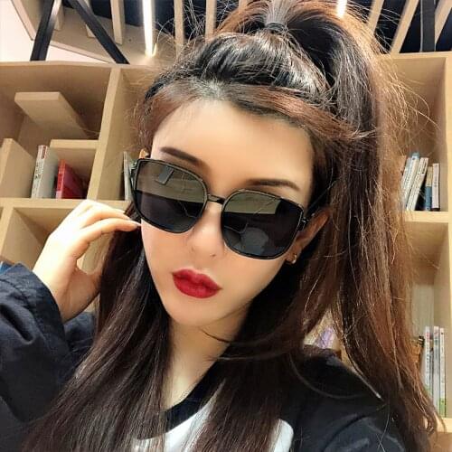 Vintage Oversized Square Sunglasses Women Brand Designer Cat Eye Retro Black Frame Men Sun Glasses for Women Female UV400 Shades