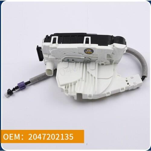 2047202135 It is suitable for Mercedes-Benz C-class W204S204/E-class W212C207 left front door lock assembly