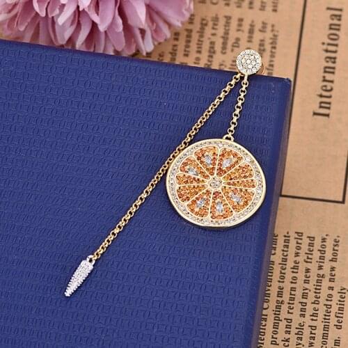 Fashion Bright Summer Zircon Orange Fruit Earrings Shining Crystal Single Drop Earring Female Jewelry Oorbellen Zk30