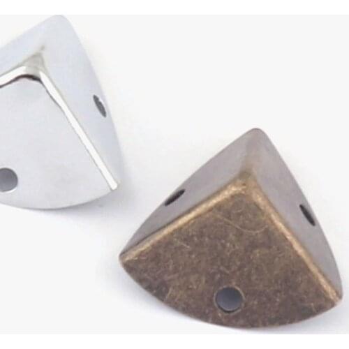 Corner Protectors Metal Corners with Retro Pattern Corner Protector for Boxes, Tables and Books Corner Bracket Jewelry 22mm