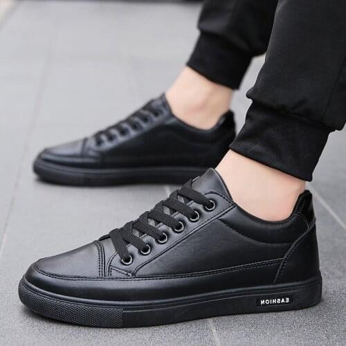 2021 Men Shoes Flat Autumn Breathable Shoes Light Casual Shoes Male Tenis Masculino Sneakers White Business Travel Shoees