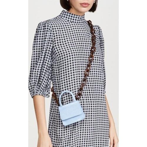 Crocodile Pattern Solid Square PU Handbag Women Vintage Acrylic Chain Magnetic Crossbody Bag WomenS Fashion Mini Handbag Woman