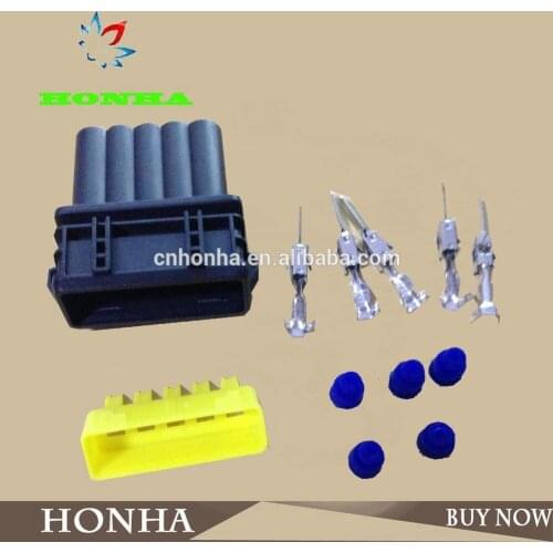 6188-0282 Grey 3 Pin Male Electrical housing connector Sumitomo TS plug connector