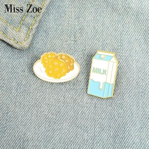 Best Snacks Enamel Pins Custom Chocolate Cookies Milk Brooch Lapel Badge Bag Cartoon Food Jewelry Gift for Kids Friends